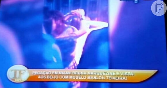 A atriz Bruna Marquezine e o modelo Marlon Teixeira trocaram beijos em um bar/restaurante de Miami, nos EUA