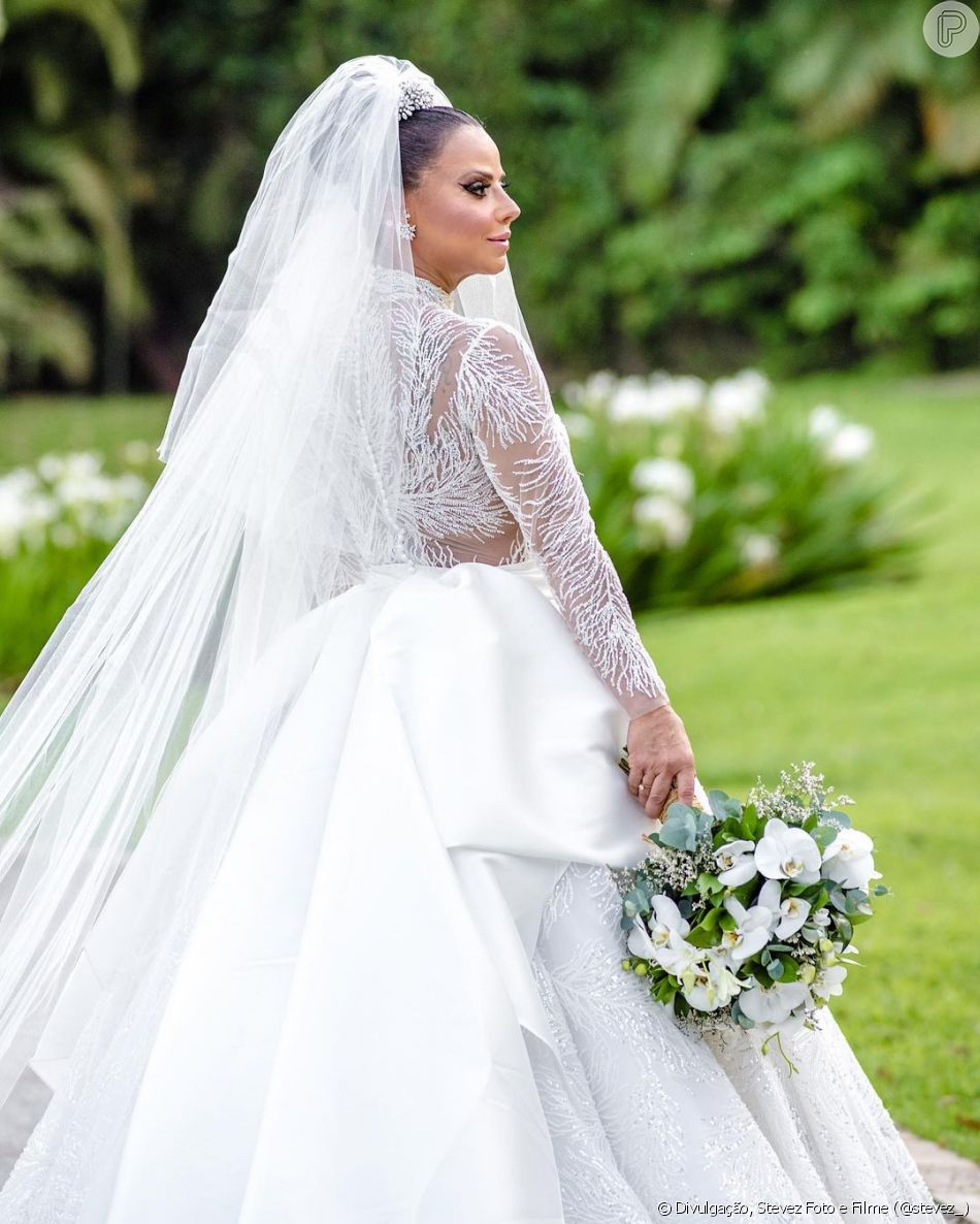 Vestido de noiva de Viviane Araújo foi assinado por Lucas Anderi