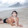 Marlon Teixeira já fez um ousado ensaio na praia de Ipanema, no Rio, para o fotógrafo Terry Richardson