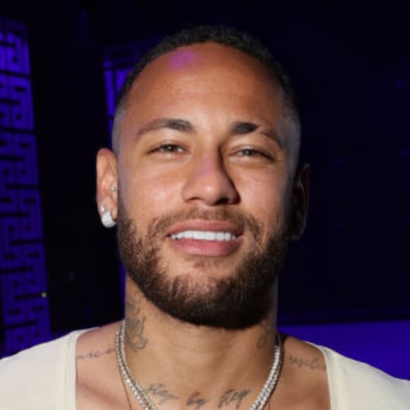 Neymar participou do desfile da Balmain em Paris nesta quarta-feira, 29 de setembro de 2021