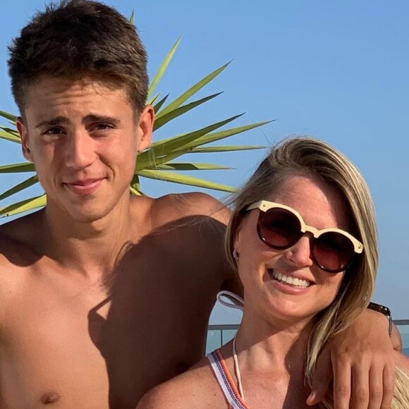 Filho de Susana Werner colecionou elogios pela beleza em fotos postadas pela atriz: 'Gato'