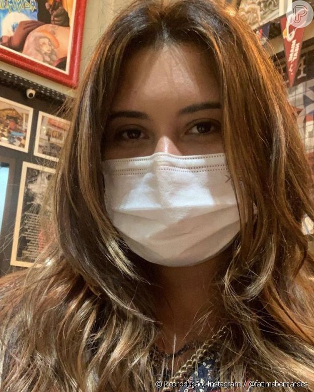 Fátima Bernardes posta foto da filha de cabelo novo