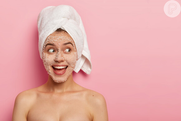 A rotina de skincare pode ser mais proveitosa com máscaras faciais para incrementar mais os cuidados com a pele
