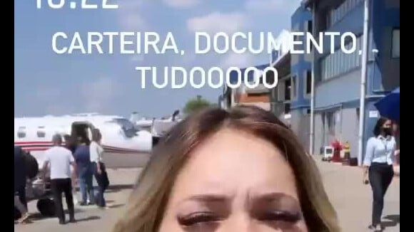 Virgínia explica aos seguidores após chegar a São Paulo que esqueceu a carteira em casa
