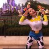 Larissa Manoela se fantasiou de Jessie, de 'Toy Story' para o Halloween de 2018, que passou na Disney