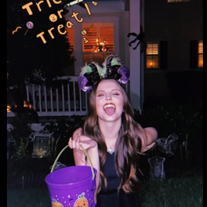 Fantasia de Halloween de 2019 de Larissa Manoela foi de bruxa