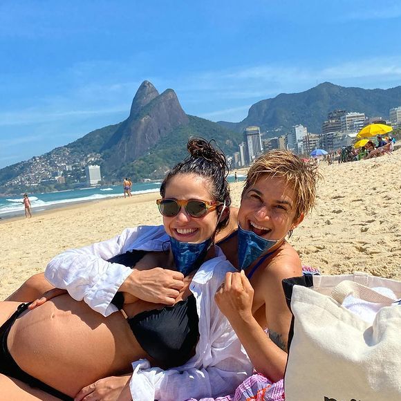 Nanda Costa e Lan Lanh: 'As mães tão on e explodindo de amor' 