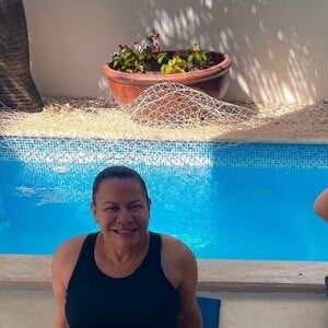 Mãe de Marília Mendonça, Ruth Moreira recebeu elogios de Maraisa: 'Marília sempre me contava sua história e, mesmo com uma infância difícil, a senhora foi vencedora'