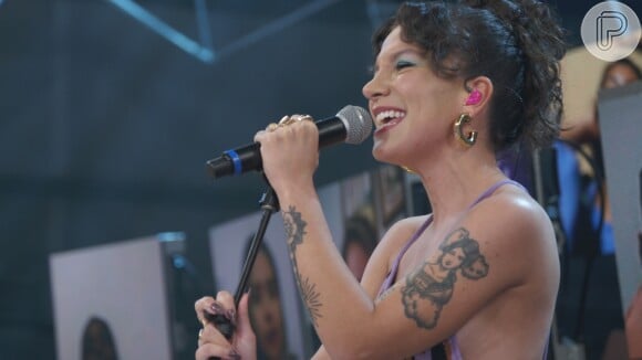Priscilla Alcântara tem várias tatuagens nos braços