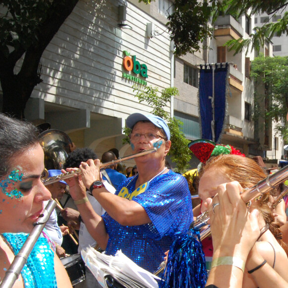 Apesar do receio de Preta Gil e outros artistas em relação ao Carnaval 2022, mais de 800 blocos já se inscreveram para desfilar em SP