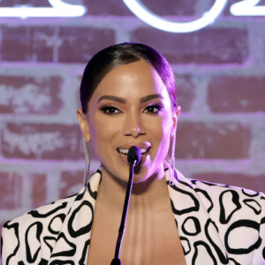 Anitta venceu duas categorias no Prêmio Multishow
