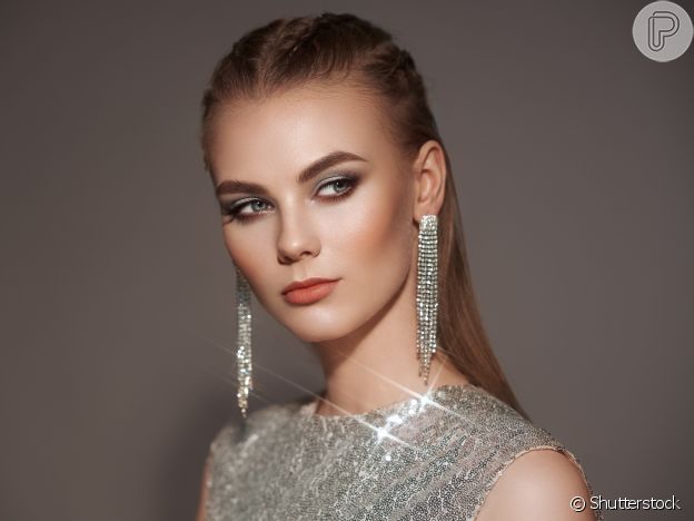 Maquiagem com brilho: stylist aponta dicas para um visual perfeito nas festas de fim de ano