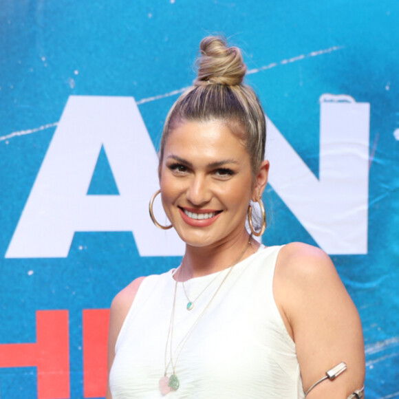 Lívia Andrade marcou presença no show Luan Santana neste domingo, 19 de dezembro de 2021