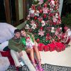 Virginia Fonseca e Zé Felipe posaram ao lado de Maria Alice na árvore de Natal