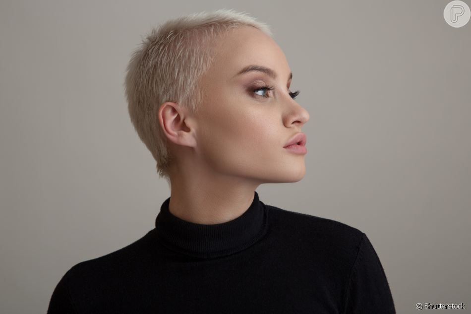 Cabelo com corte buzz cut 