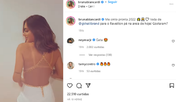 Neymar se declara para Bruna Biancardi em post na rede sociail de affair: 'Gata'