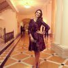 Bruna Marquezine escolhe modelito Carolina Herrera para premiação