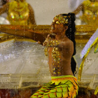 Carnaval 2022 no Rio: festa na Sapucaí é questionada nas redes sociais. 'Olha a ômicron'
