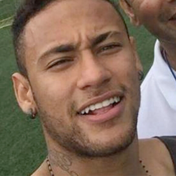 'Neymar: O Caos Perfeito': série mostra relação complicada entre o jogador e o pai