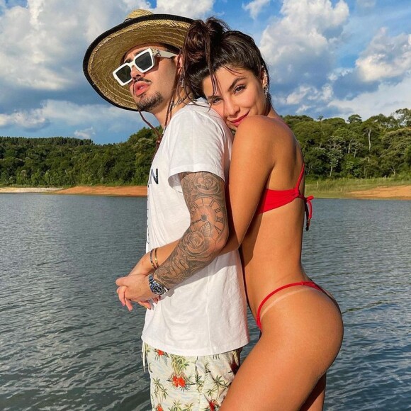 Kevinho terminou o namoro com Gabriela Versiani e anunciou a decisão aos fãs