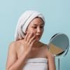 Manchas na pele podem piorar com uso do celular? Médico explica que estudos ainda são inconclusivos, mas a proteção é necessária