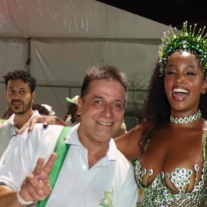 Imperatriz levou Iza como rainha da bateria e a comissão de frente em cerca de 150 sambistas para a abertura do Carnaval do Rio 2022