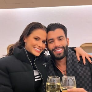 Gusttavo Lima e Andressa Suita juntos! A modelo dividiu detalhes da viagem de volta ao Brasil após show do cantor em Londres