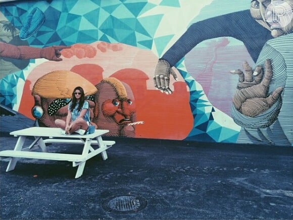 No dia 15 de novembro de 2014, bruna Marquezine embarcou novamente para os Estados Unidos. A atriz postou uma foto em Wynwood, centro de artes urbanas de Miami