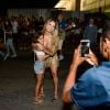 Carnaval 2022: Lexa posa com fãs em ensaio da Unidos da Tijuca no Rio de Janeiro