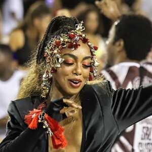 Carnaval 2022: Dandara Mariana elege fantasia cavada em ensaio da Salgueiro