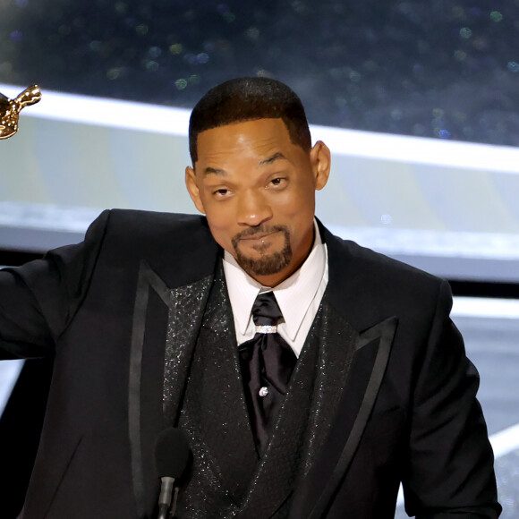 A renúncia de Will Smith foi anunciada nesta sexta-feira (01) após o episódio do tapa em Chris Rock durante a cerimônia de entrega do Oscar 2022