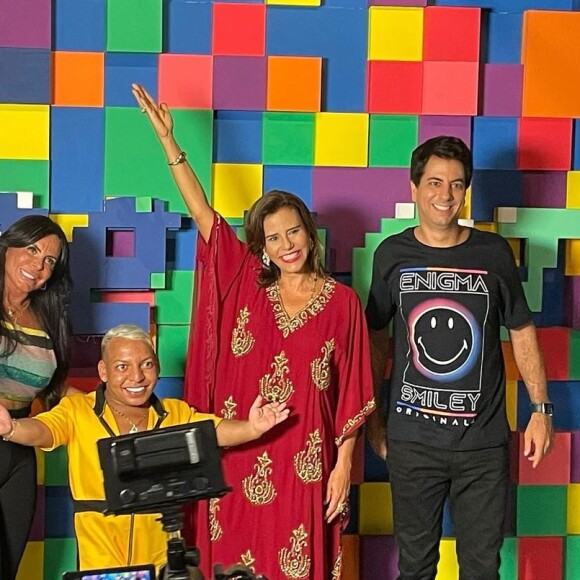 'Encrenca', com Gretchen e Narcisa Tamborindeguy, foi realocado para um estúdio menor