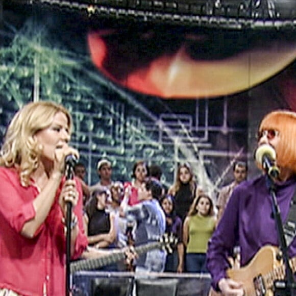 Ao longo dos 11 meses de tratamento, Rita Lee fez raras aparições nas redes sociais