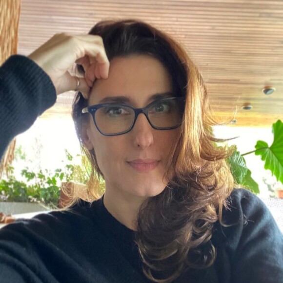 Paola Carosella relata que o casamento enfrentou dois anos muito difíceis antes do divórcio