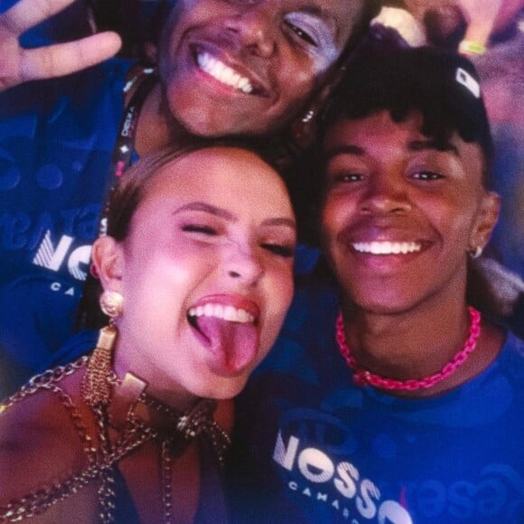 Larissa Manoela e Jean Paulo, de 'Carrossel', posaram juntos em foto postada por ela: 'Meus garotos'