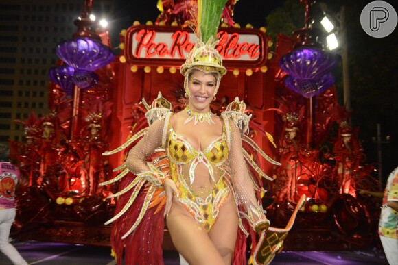 Para desfilar no Carnaval 2022, Lorena Improta precisou abrir mão de algumas coisas