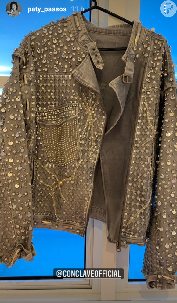 Arthur Aguiar vestiu jaqueta em denim cravejada de cristais e bordados