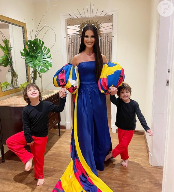 Andressa Suita posta foto com os filhos antes do Baile da Vogue e escreve sobre maternidade real
