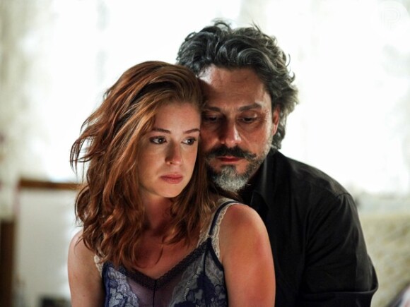 Antes de simular sua morte, José Alfredo (Alexandre Nero) vai pedir perdão para Maria Isis (Marina Ruy Barbosa), na novela 'Império'