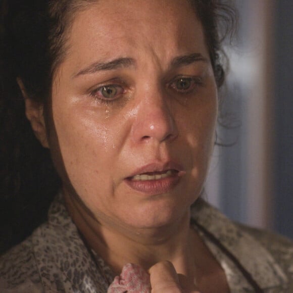 Maria Bruaca (Isabel Teixeira) descobriu a segunda família de Tenório (Murilo Benício) na novela 'Pantanal'