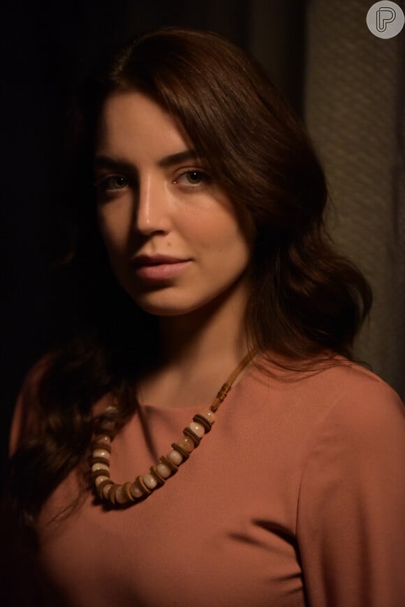 A atriz Nicole Rosemberg é Maya na segunda temporada da novela 'Reis'