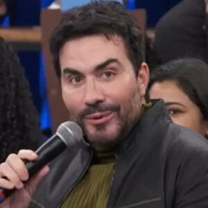 Padre Fábio de Melo negou ter feito procedimento estético