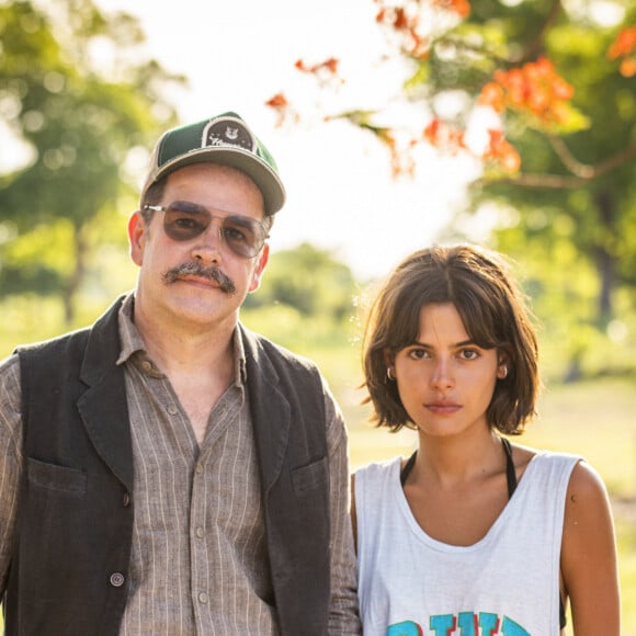 Novela 'Pantanal': Guta (Julia Dalavia) pensa em fugir do Pantanal