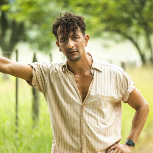 Novela 'Pantanal': José Lucas  (Irandhir Santos) vai cair no golpe da barriga