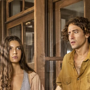 Novela 'Pantanal': Juma (Alanis Guillen) vai perder a virgindade com o Jove (Jesuíta Barbosa) 