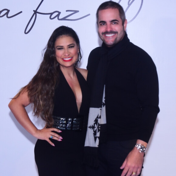 Marido de Simone, Kaká Diniz esteve na festa de Simaria e negou polêmica