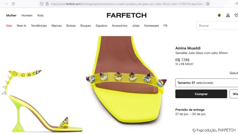 Sapato de Bruna Marquezine pode ser encontrado no site da FARFETCH pela bagatela de R$ 7.748