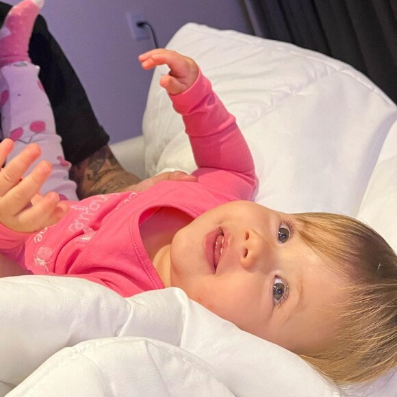 Maria Alice, filha de Virgínia Fonseca e Zé Felipe, tem apenas 1 ano