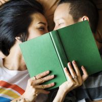 Conheça cinco livros queer para comprar no Amazon Prime Day e aumentar a sua coleção literária