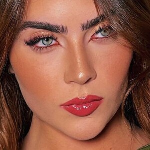 Jade Picon se muda para mansão no Rio de Janeiro